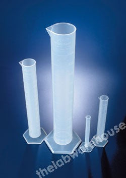 CYLINDER PP CL.B MOULDED GRAD'S AND SPOUT 25ML