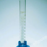 CYLINDER PYREX CL.B GRAD. SPOUT AND DET. FOOT 50ML