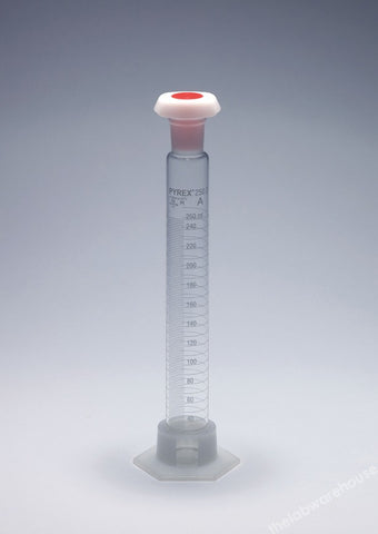 CYLINDER PYREX CL.B PE STPR AND DET. PLASTIC FOOT 100ML