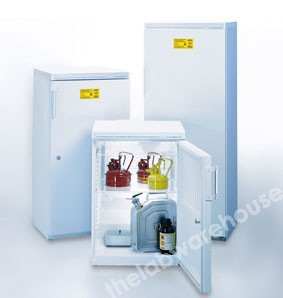 COOLED INCUBATOR SOLID DOOR 288L 850X600X600MM 230V 50HZ