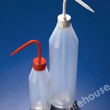WASHBOTTLES PE RD. SL. SHLDRS 500ML WH. SC/CLOSURE PK 5